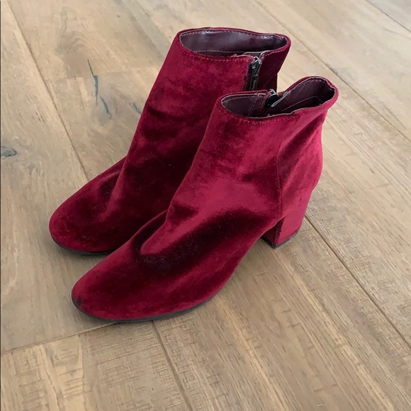 Velvet Booties - Picture 1 of 3